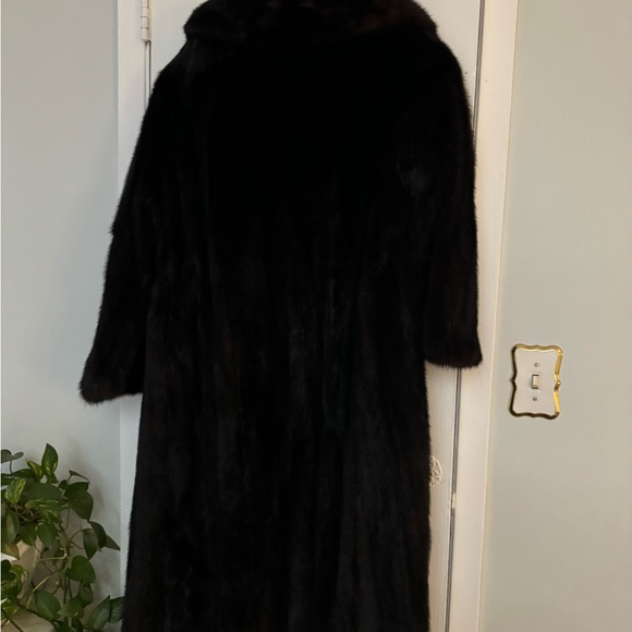 Long brown large authentic mink coat - Picture 6 of 7